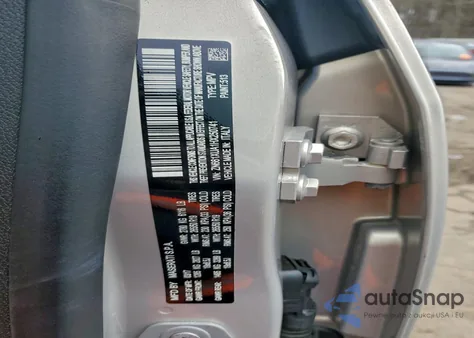 2017 Maserati Levante z USA, uszkodzony, nr VIN ZN661XUA1HX250741